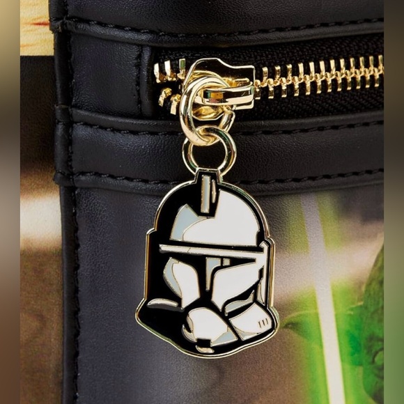 NWT Loungefly Star Wars Episode 2 Attack of the Clones scene backpack - Picture 4 of 12